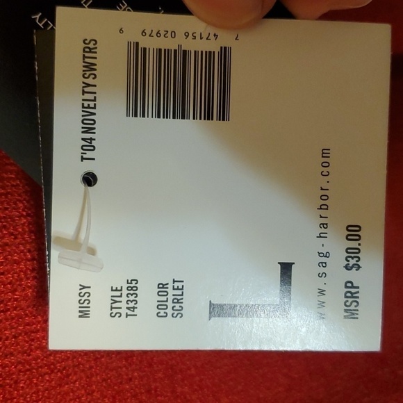 Sag Harbr red SS embroidered top NWT size large - Picture 2 of 13